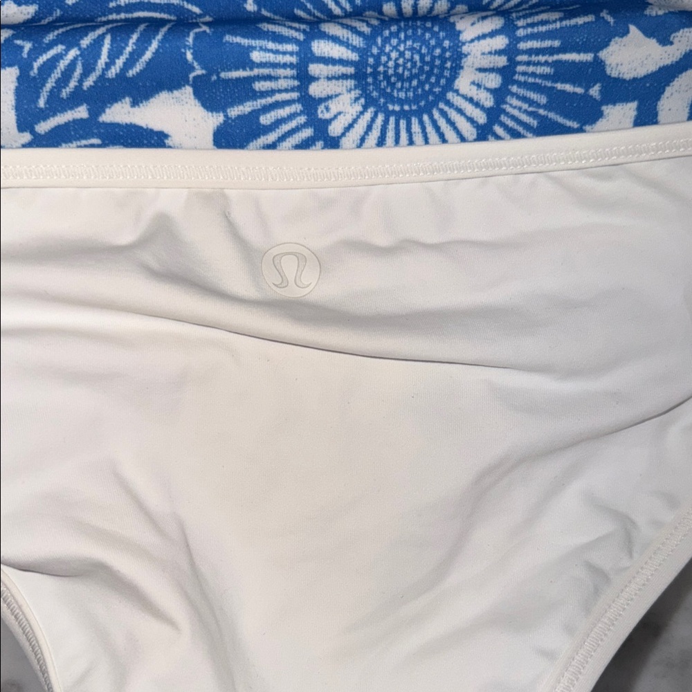 lululemon revisable swimsuit - Picture 7 of 8